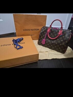 Louis Vuitton Monogram Speedy Bandoulière with Pink Trim(Limited Edition)